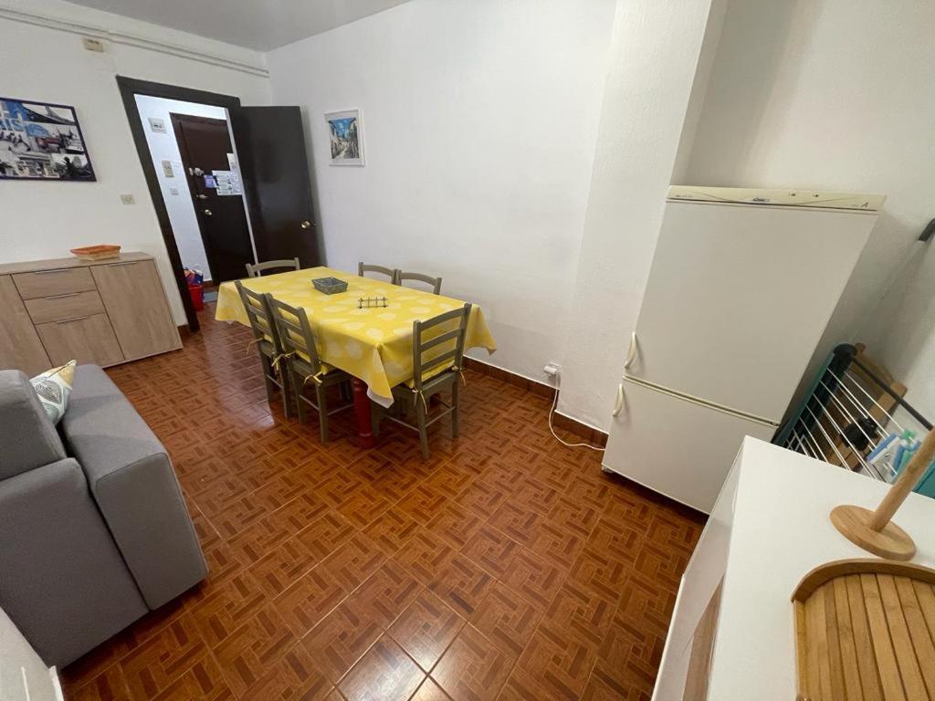 Apartmán Immodelpas Consuegra 1 Pas De La Casa Exteriér fotografie
