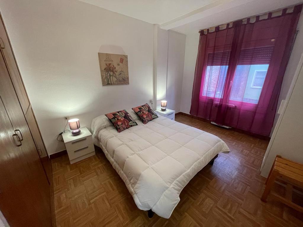 Apartmán Immodelpas Consuegra 1 Pas De La Casa Exteriér fotografie